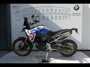 Occasion BMW F 900 GS Light White Racing Blue Racing Red 2024