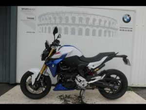 Occasion BMW F 900 R A2 Finition Pro Light White / Racing Blue / Racing Red 2023