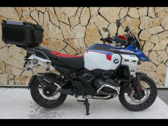 Occasion BMW R 1300 GS Adventure Style Trophy Finition Pro + Correcteur Assiette Confort + Options Racing Blue Metallic 2026