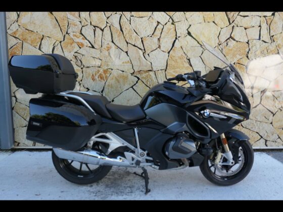 Occasion BMW R 1250 RT Style Triple Black Finition Pro + Radio + Top Case ( R1250RT / R1250 RT ) Style Triple Black 2022